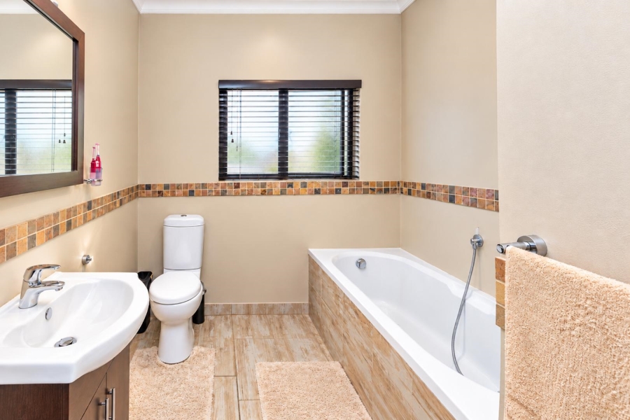 3 Bedroom Property for Sale in La Camargue Private Country Estate North West